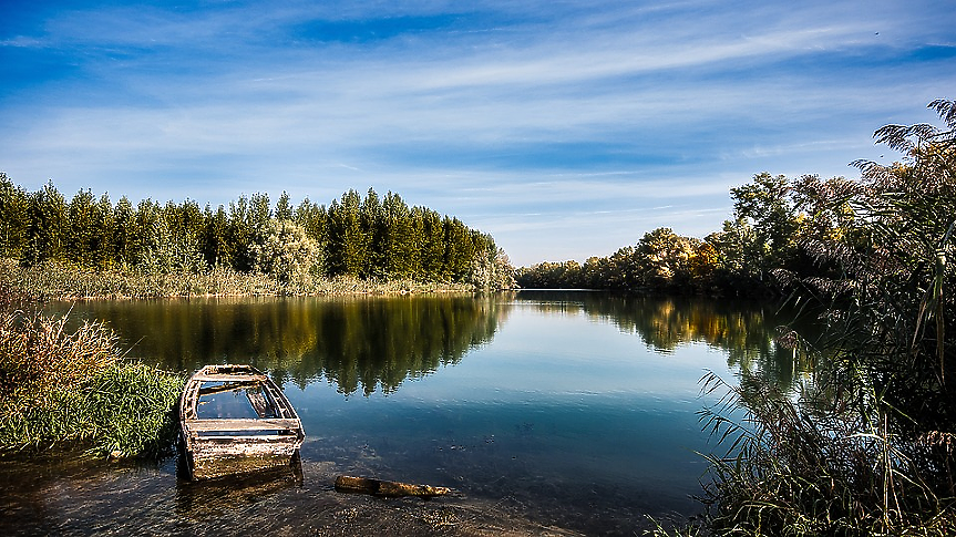 Близо 2500 км естествени реки са загубени на Балканите