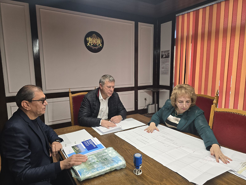 Удължаването на пистата на Летище - Горна Оряховица очаква строително разрешение