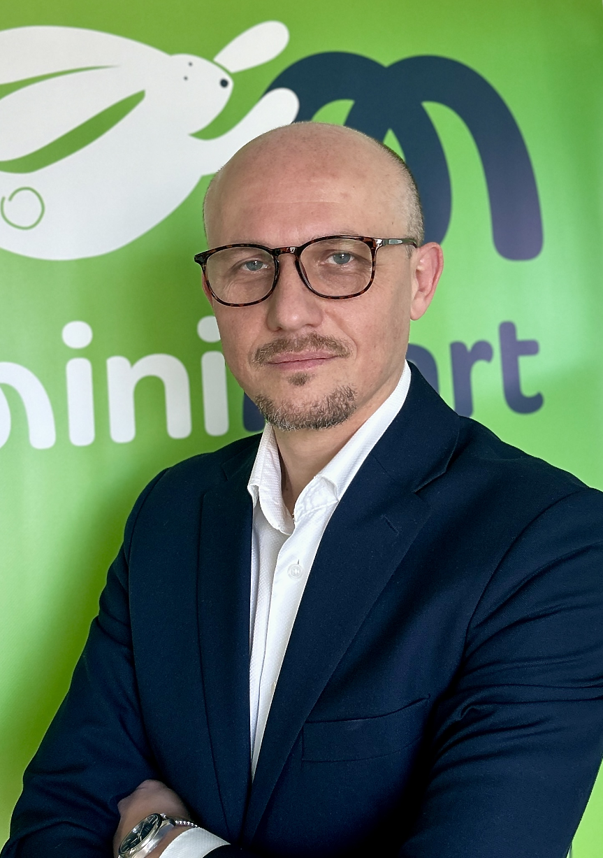 Павел Длугонски, Minimart