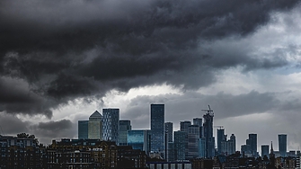 За три дни: Шефовете на големи компании в Англия заработиха колкото служителите за цяла година