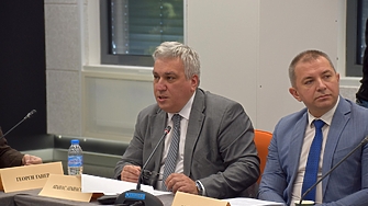 НСИ: Реалната средна работна заплата у нас е скочила с 50% за 5 г.