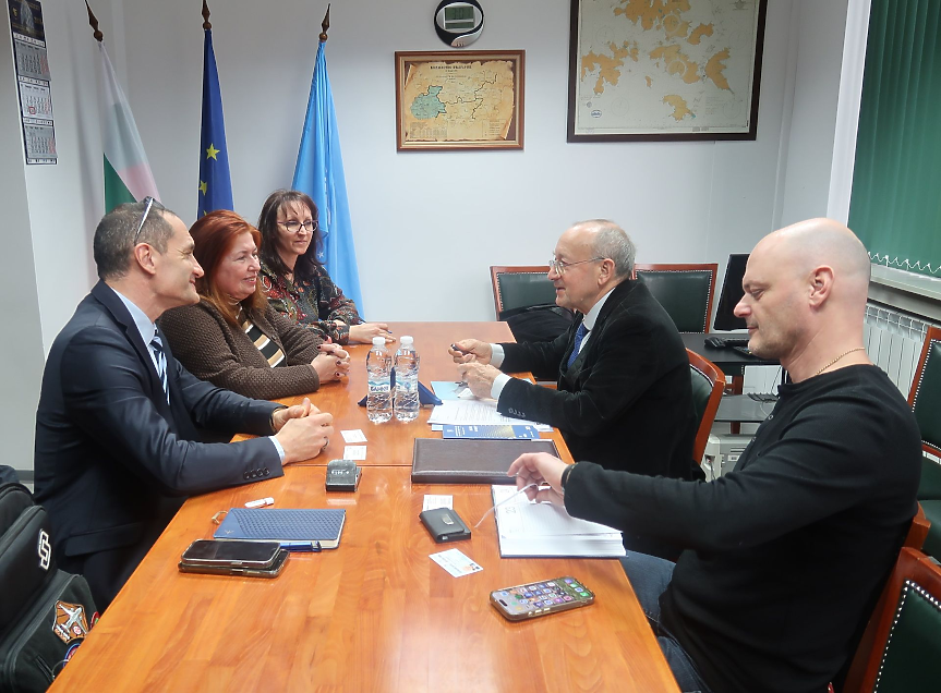 Авиогигантът Embraer с интерес към български компании от сектора