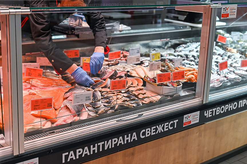  Kaufland модернизира магазините си в Пловдив и Плевен (снимки)