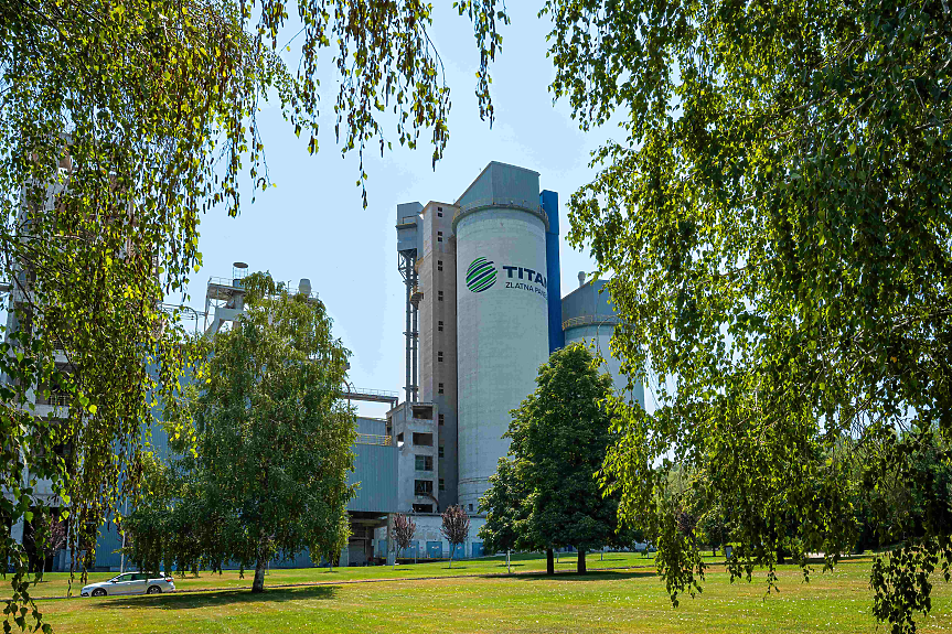 Под условие: КЗК разреши на собственика на Титан Златна Панега да придобие турска циментова компания