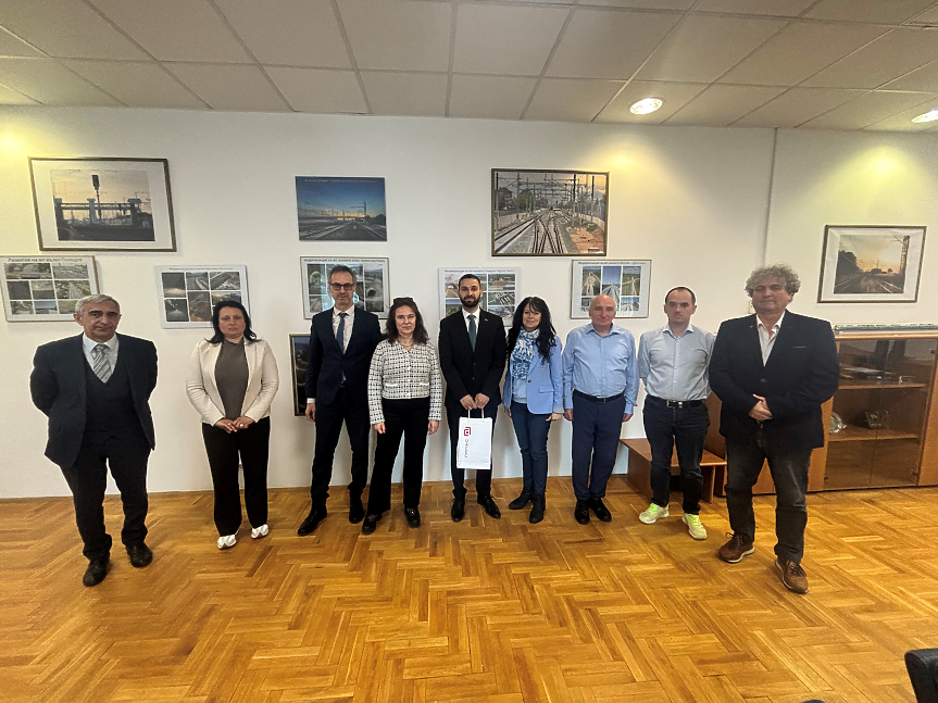 Транспортното министерство и университети решават кризата за кадри в БДЖ и НКЖИ