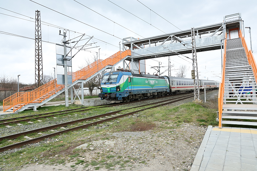 Модернизация на жп линията Пловдив-Бургас: Откриха нов надлез за €1.5 млн.