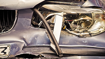 Един чужд застраховател влиза у нас, нито един български не гледа навън