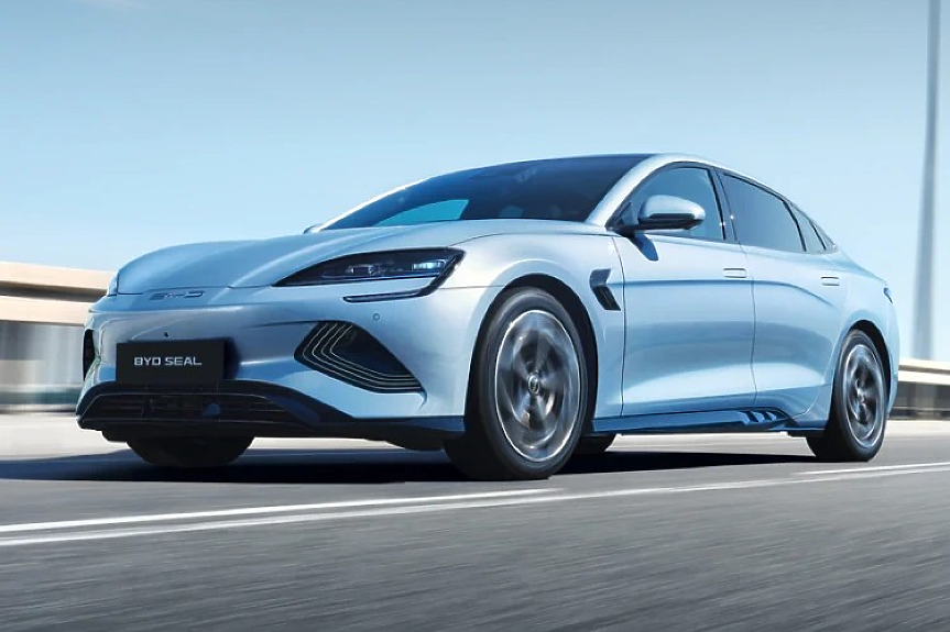 Китайската BYD пуска нов електромобил в Европа, който се зарежда за минути