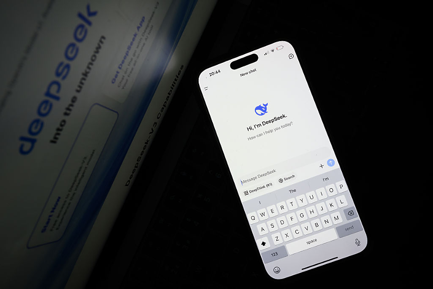 Мистериозен AI модел разбуни духовете: Тества ли DeepSeek новата си система?