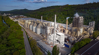 Кроношпан започна внедряване на нови екологични съоръжения в завода си във Велико Търново 