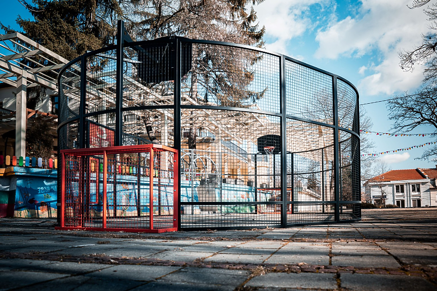 Десет нови спортни площадки изграждат в Стара Загора