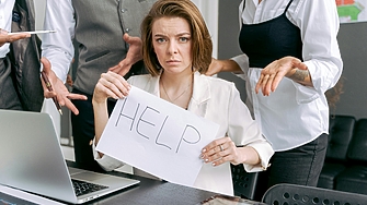 Доклад: 32% от служителите у нас са под ежедневен стрес, 12% са тъжни