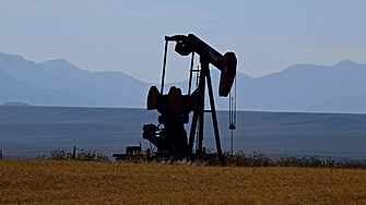 Goldman Sachs занижи прогнозите си за цените на петрола