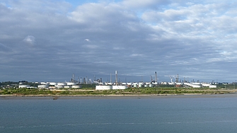 Докога ще стигнат петролните резерви на ЕС?