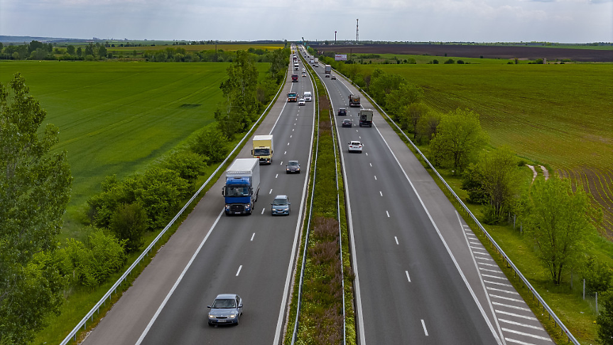 АПИ: 1.7 млн. коли тръгват по пътищата у нас в почивните дни около 1 май и Гергьовден