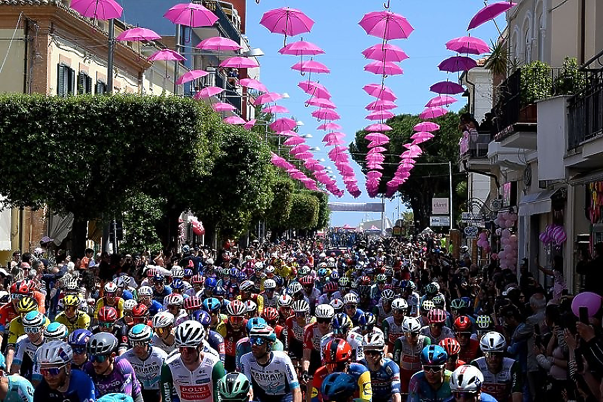 Giro D’Italia във Велико Търново: Над 2200 състезатели и десетки хиляди зрители