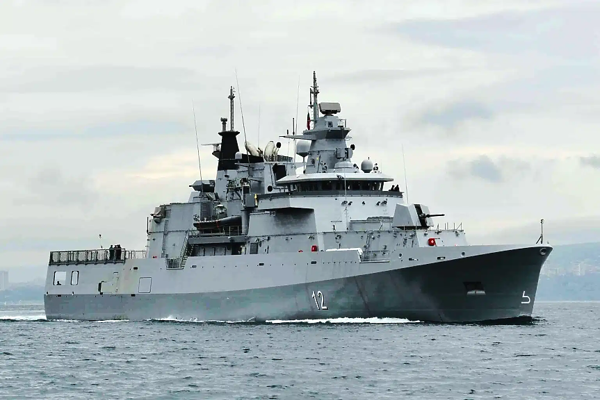 Румъния се учи как да строи военни кораби MMPV 90 от България
