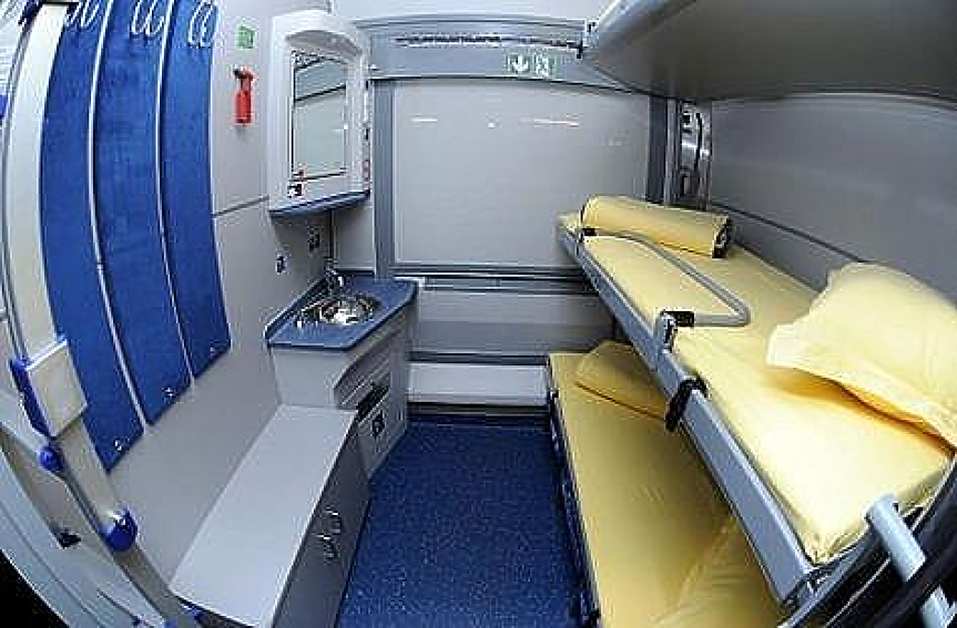 БДЖ пуска допълнителен нощен влак от София до Варна за летния сезон