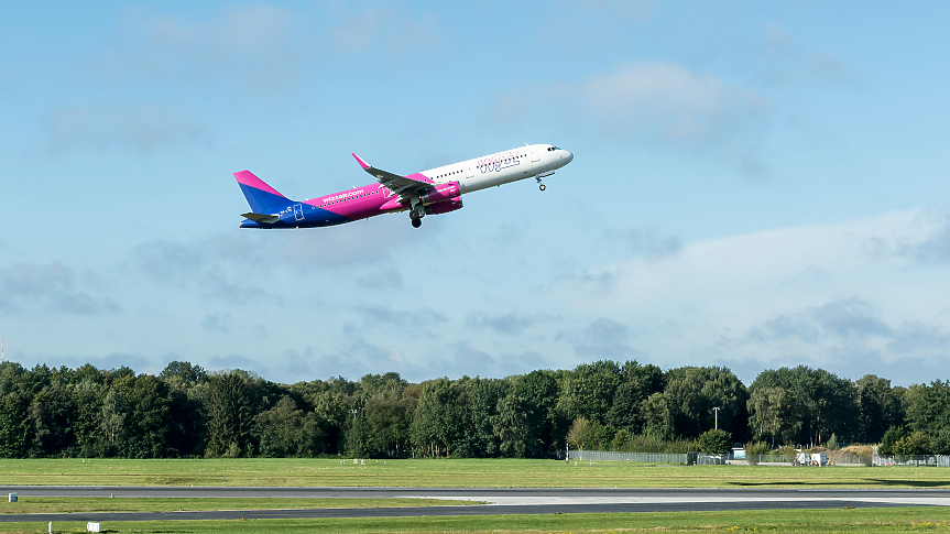 Wizz Air стартира три нови маршрута от България 