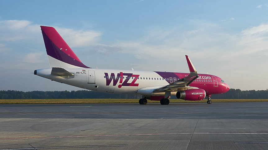 Wizz Air пуска сателитен интернет от Starlink на самолетите си от 2027 г.