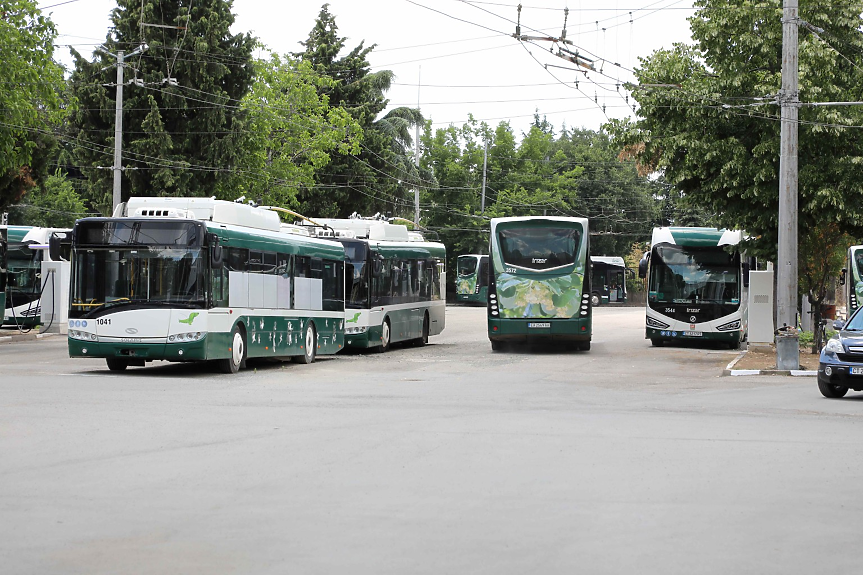 Без кеш в автобуса: Стара Загора въвежда картово плащане в градския транспорт
