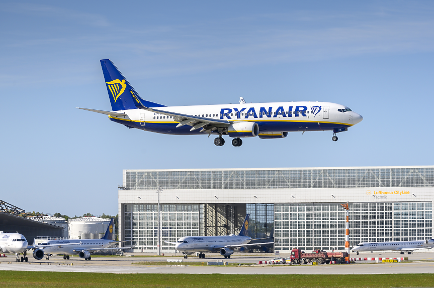 Ryanair предупреждава: Очакват се дълги опашки на 15 европейски летища това лято
