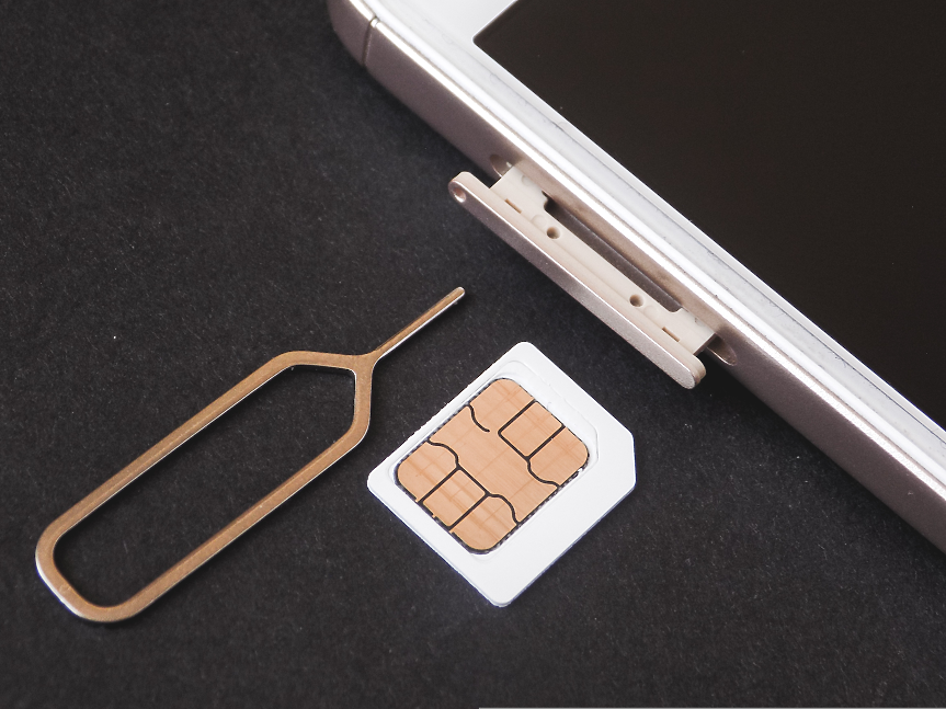 Пътувате извън ЕС? eSIM картите могат да ви спестят сериозни разходи за интернет