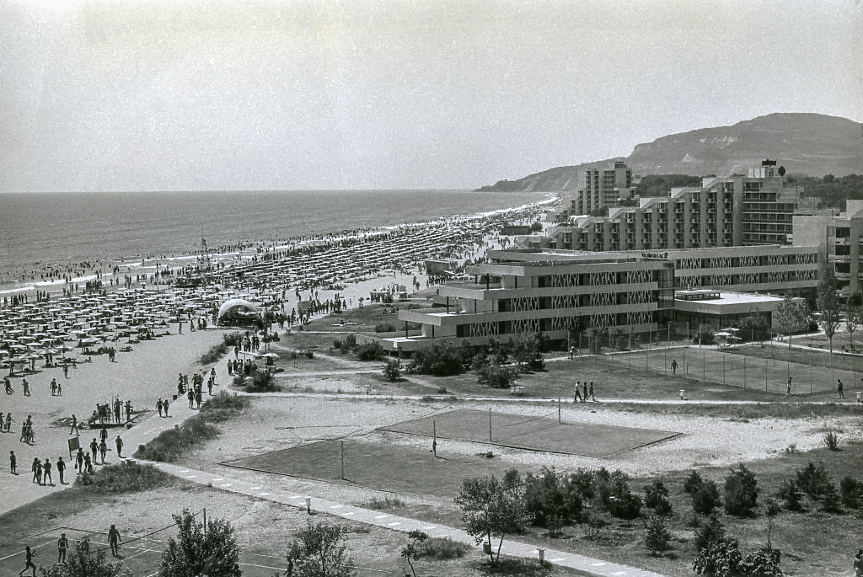 Плажът на Албена в миналото; ©Getty Images