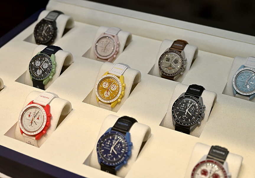 Samsung ще плати 9.96 млн. евро на Swatch за копирани циферблати