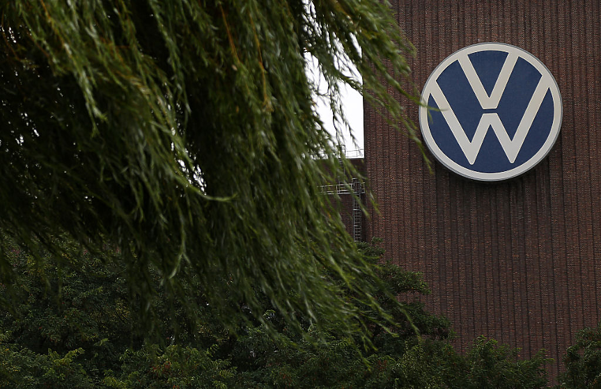 От автомобили към оръжия: Завод на Volkswagen в Германия сменя предназначението си