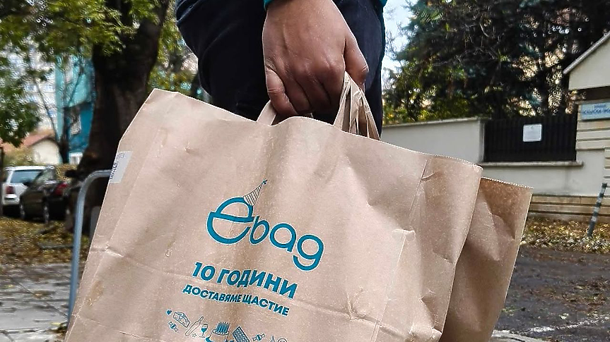 eBag с 50% ръст на приходите и нова оценка от 80 млн. евро, планира роботизиран склад