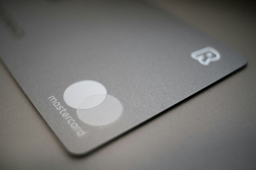 Хакери откраднаха данни на 700 европейски клиенти на Revolut, искат откуп от 3 млн. долара
