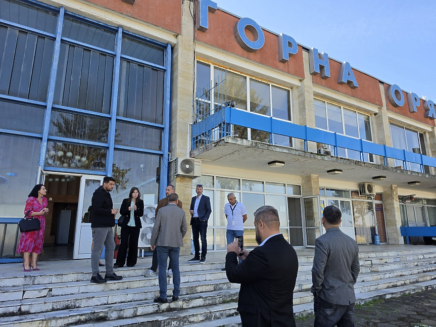 Летище Горна Оряховица 