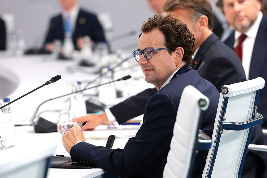 Преди IPO за 1 трилион долара: Anthropic предупреждава за „екзистенциални рискове“ от AI