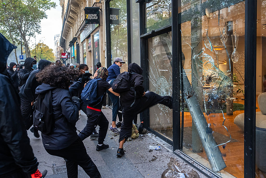 Заплати срещу цени: икономическият натиск зад протестите в Европа